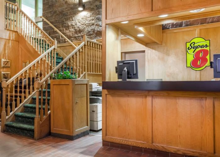 Super 8 by Wyndham Sudbury ON