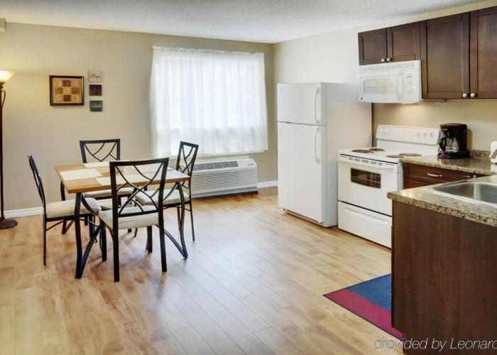 Travelodge by Wyndham Sudbury