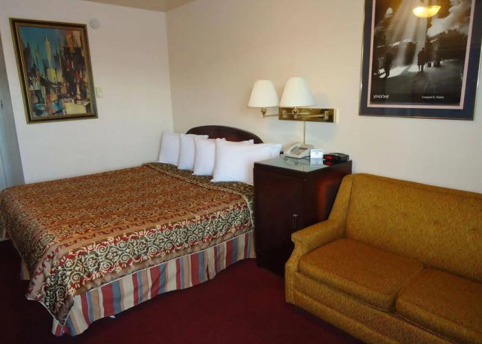 Imperial Fireside Inn