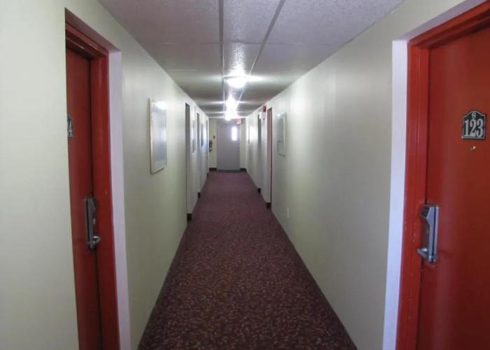 Valley Inn Motel & Suites