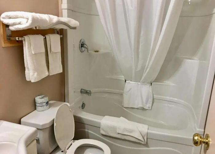 Valley Inn Motel & Suites