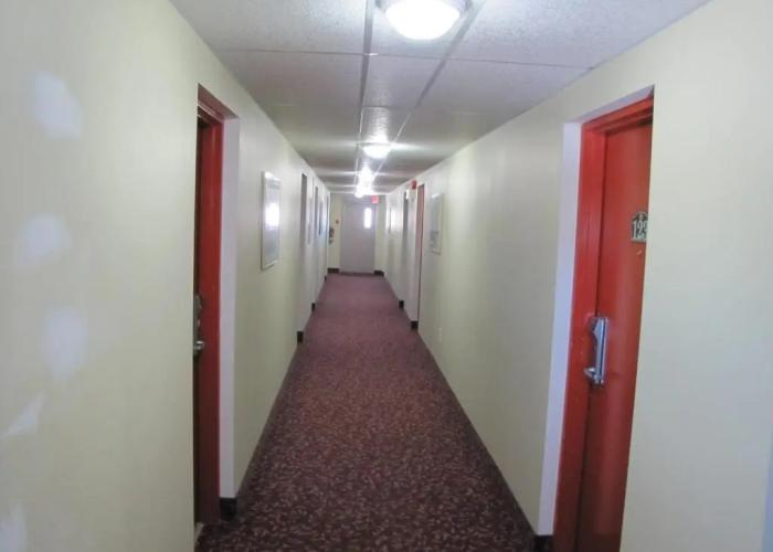Valley Inn Motel & Suites
