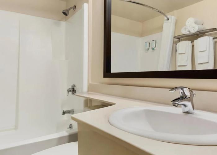 Travelodge Suites by Wyndham Saint John