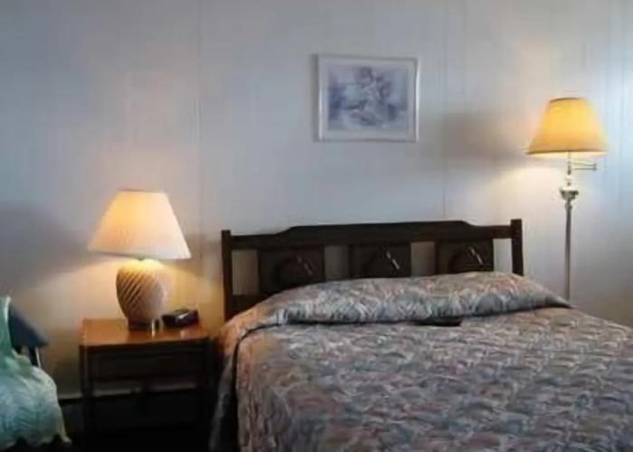 Hillside Motel