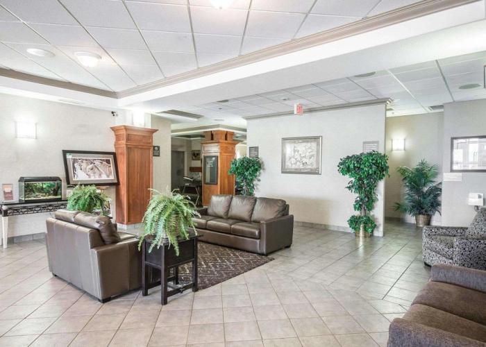 Comfort Inn & Suites