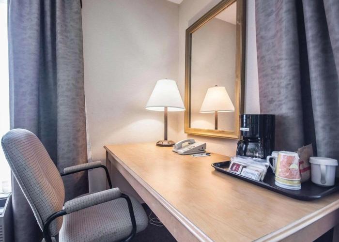 Comfort Inn & Suites