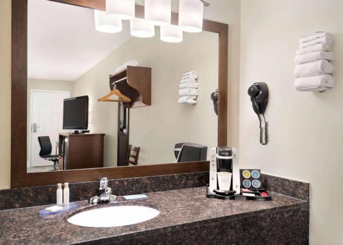 Travelodge by Wyndham Salmon Arm