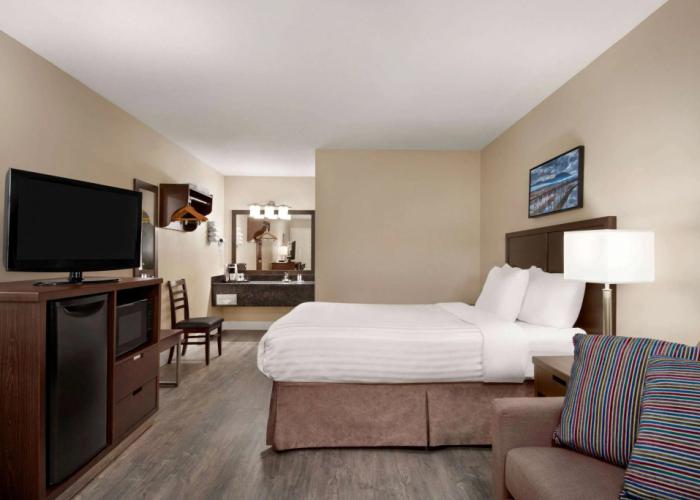 Travelodge by Wyndham Salmon Arm