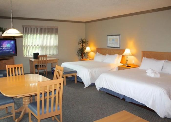 Hilltop Inn