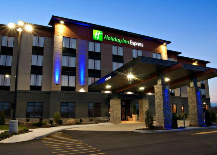 Holiday Inn Express Pembroke by IHG
