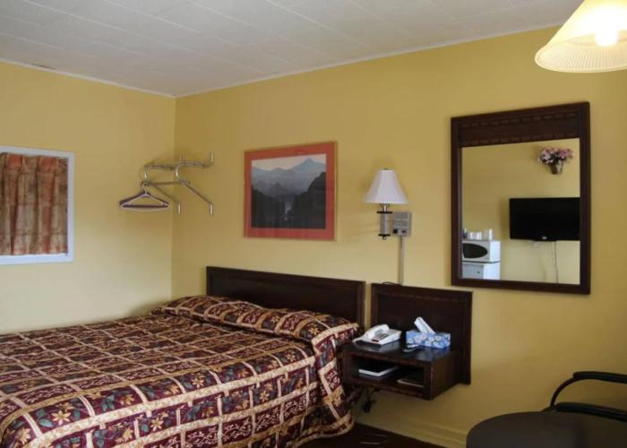 Hillside Inn Pembroke