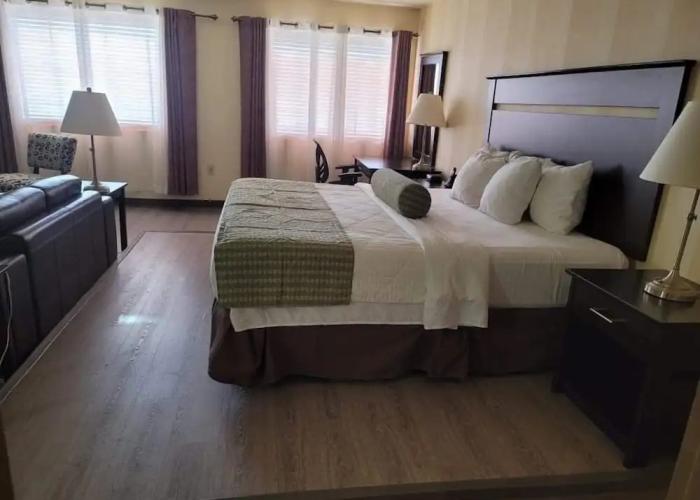 Clarion Hotel & Conference Centre Pembroke