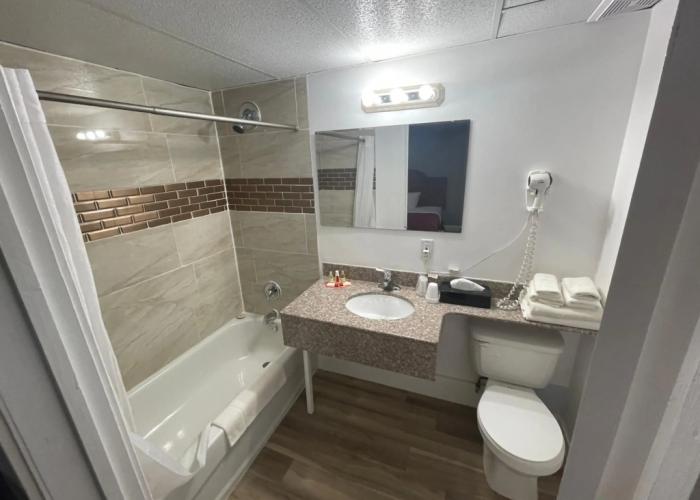 Super 8 by Wyndham Pembroke