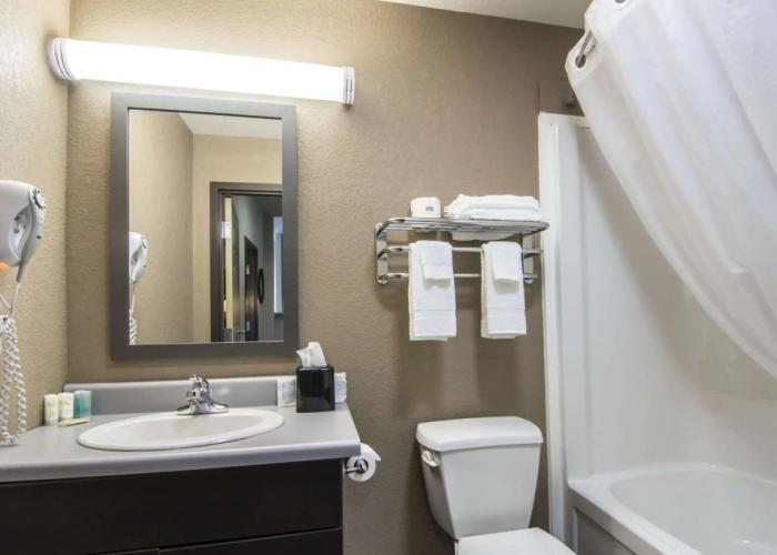 Quality Inn & Suites Thompson