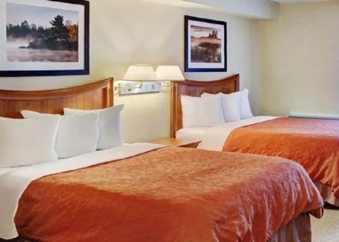 Thompson's Best Value Inn & Suites
