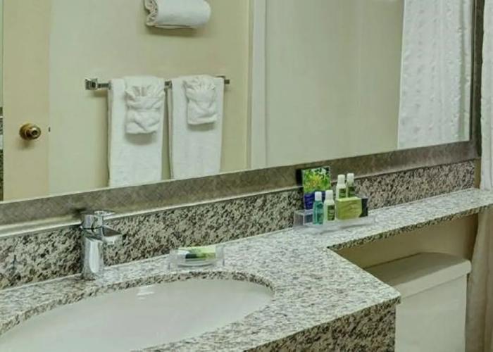 Thompson's Best Value Inn & Suites