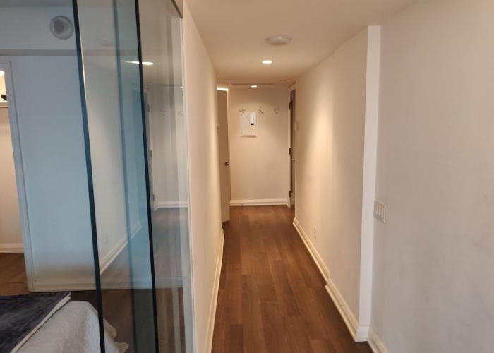 Amazing Suites In Yorkville