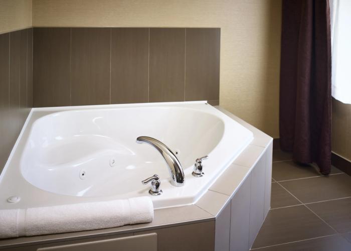 Holiday Inn Express & Suites Timmins by IHG