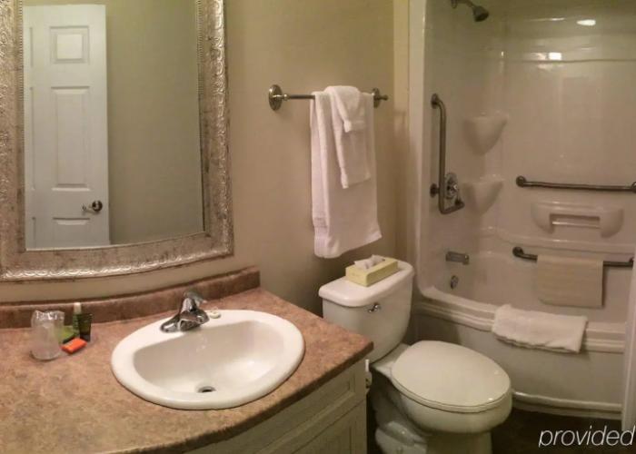Balsam Suites Boutique Inn & Residence