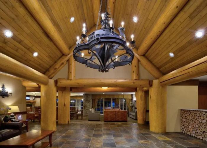 Blackcomb Springs Suites by CLIQUE