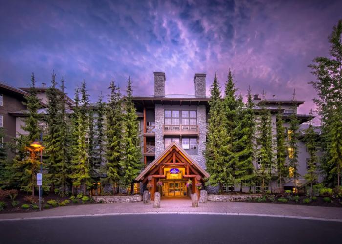 Blackcomb Springs Suites by CLIQUE
