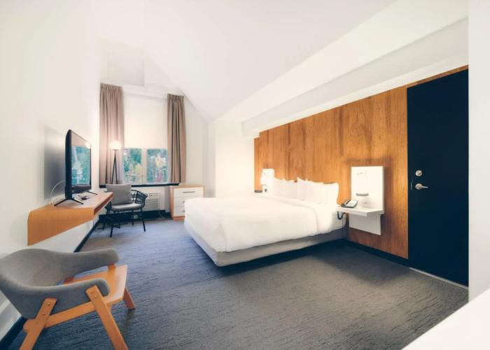 Aava Whistler Hotel