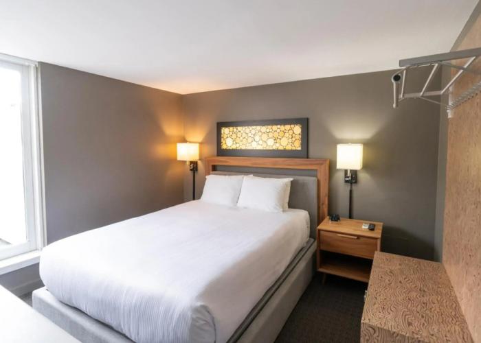 Adara Hotel