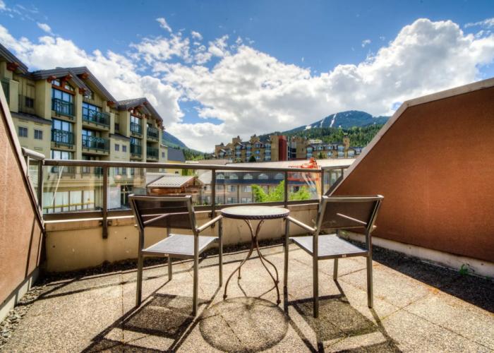 Adara Hotel