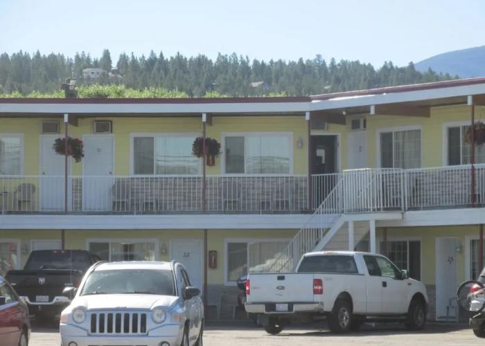 Travellers Motel