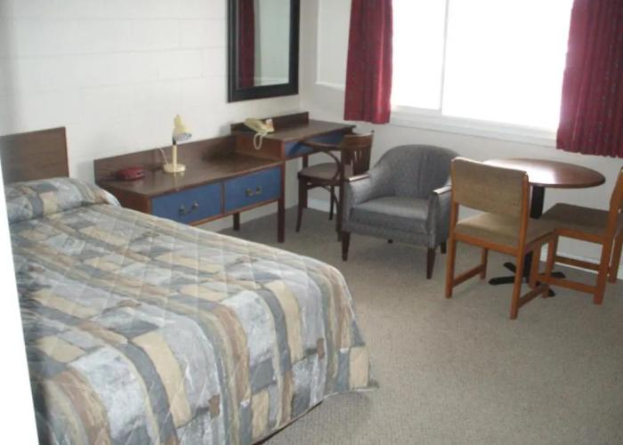 Travellers Motel