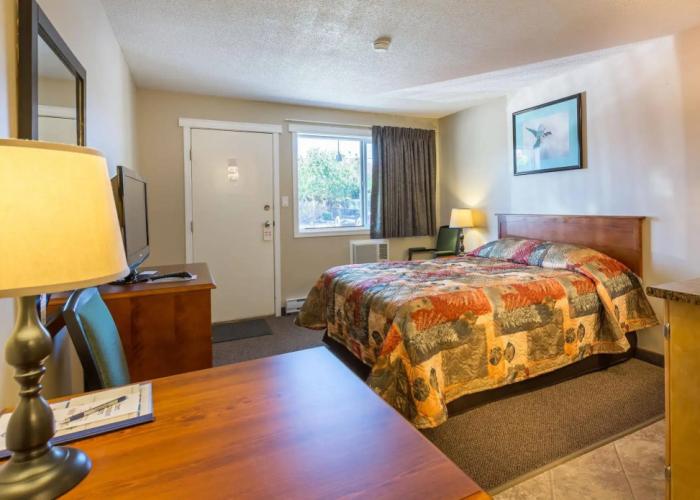 Carmel Inn