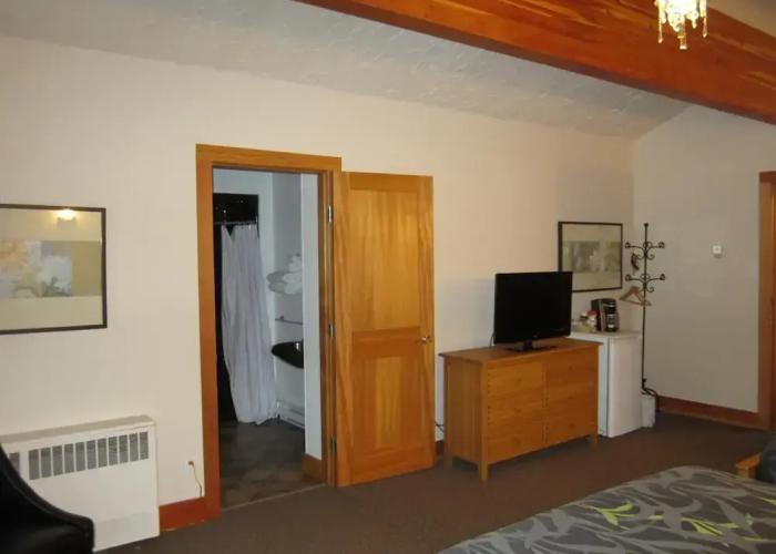 The Lodge at Skeena Landing