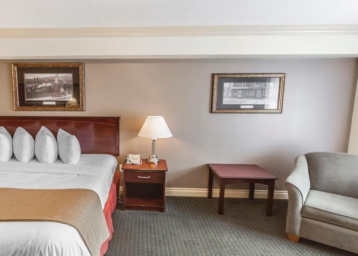 Comfort Inn & Suites