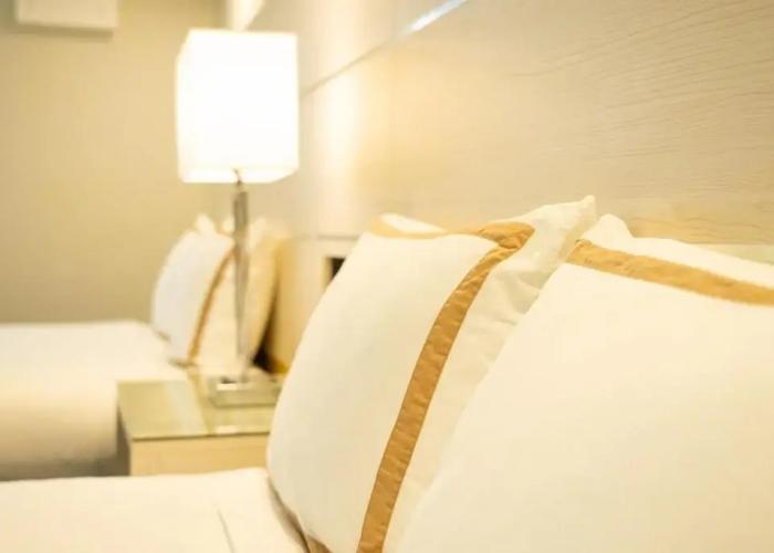 Quality Inn Sunshine Suites