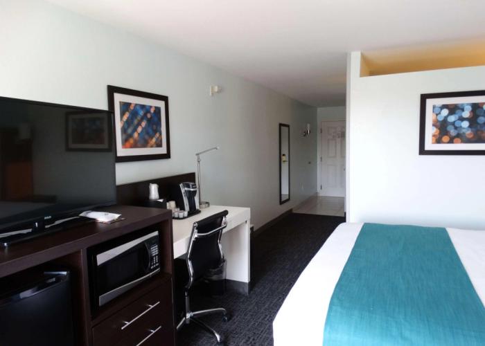 Best Western Plus Regency Inn & Conference Centre