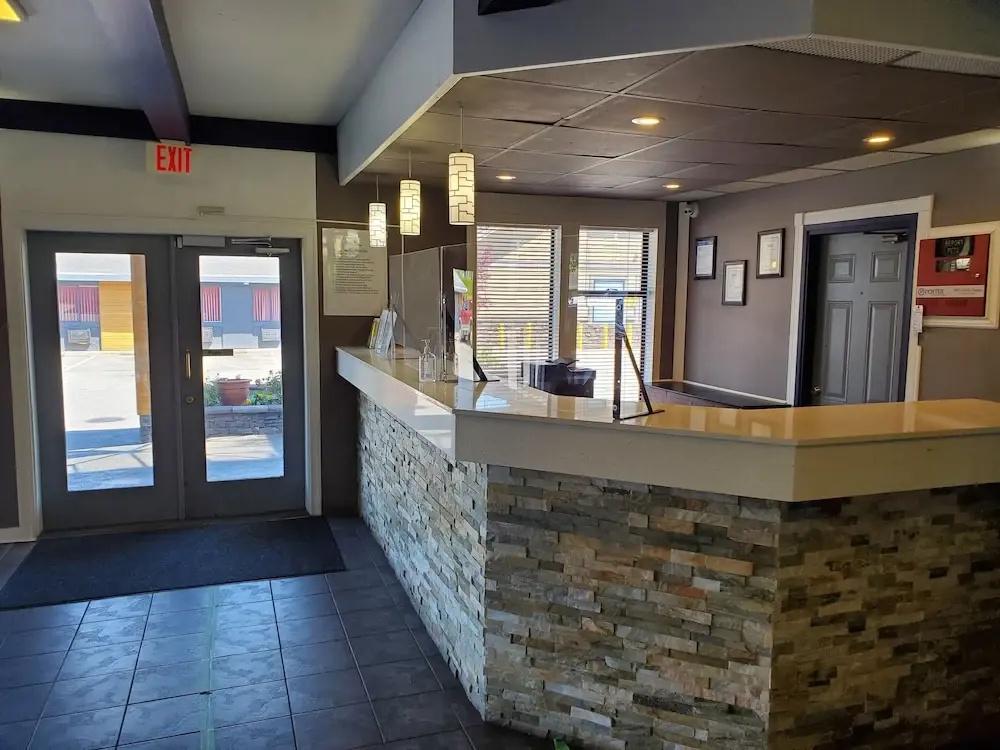 фото Alpine Inn