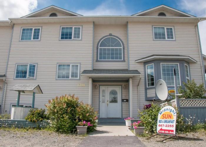 Midnight Sun Inn