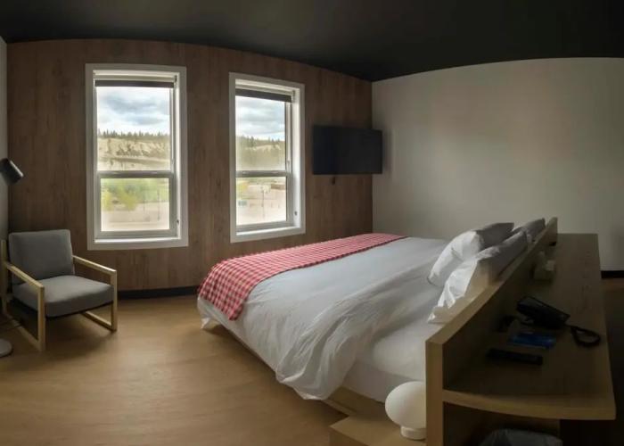 Raven Inn Whitehorse