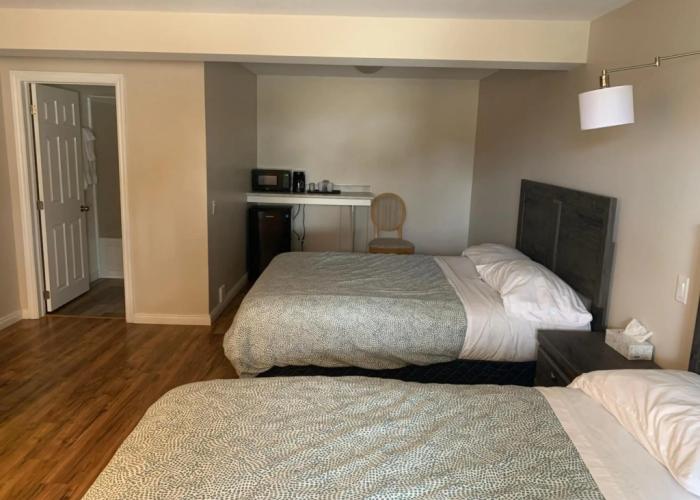 Lakeview Hotel
