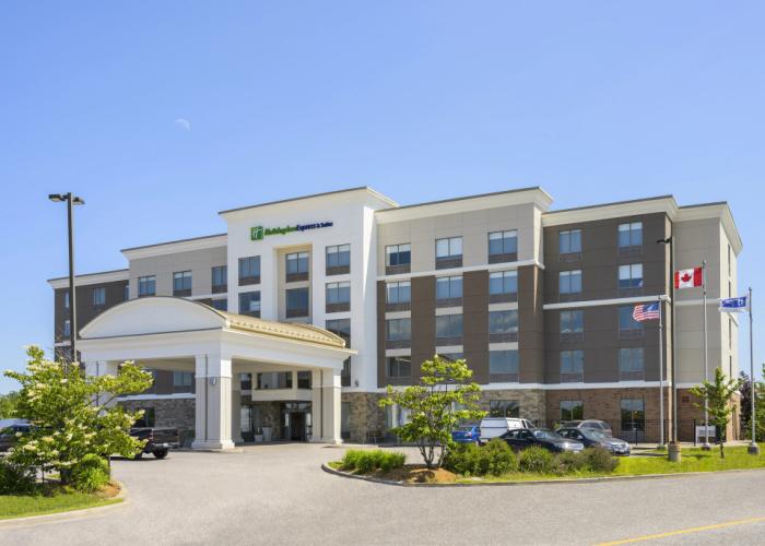 Holiday Inn Express & Suites North Bay by IHG