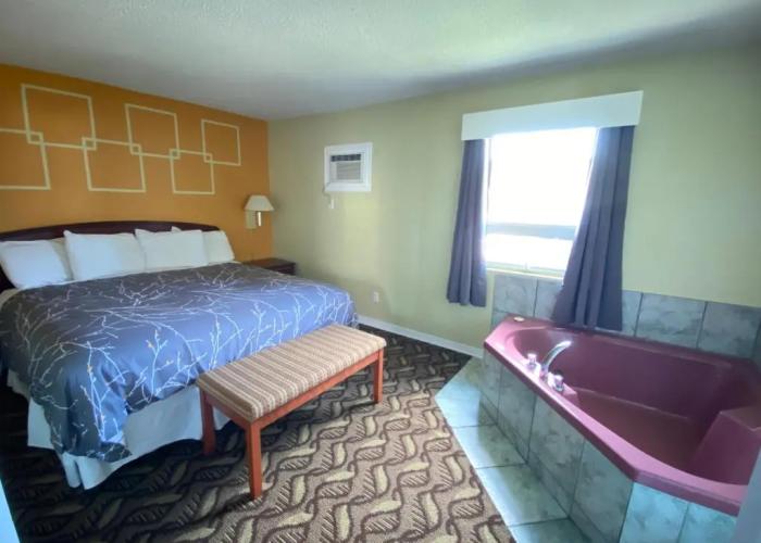 Lakeshore Suites