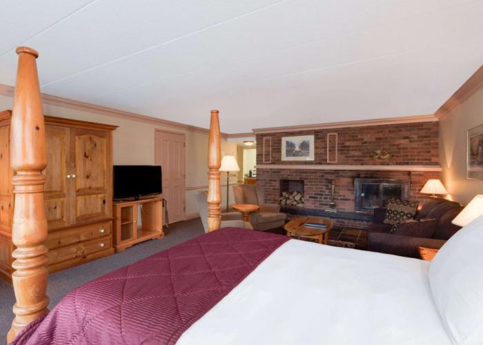 Ramada by Wyndham Pinewood Park Resort North Bay