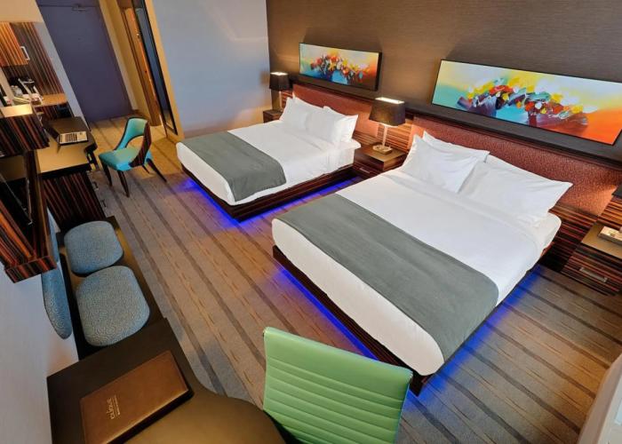 Hotel Clique Calgary Airport