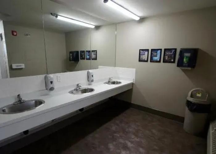 HI Calgary City Centre - Hostel