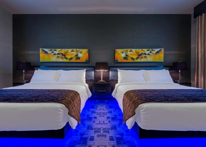 Applause Hotel by CLIQUE