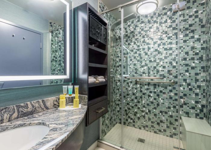 Applause Hotel by CLIQUE