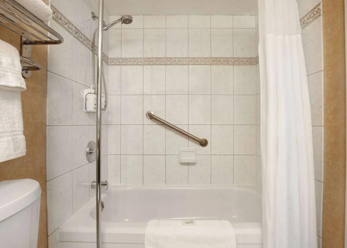 Days Inn by Wyndham Calgary South