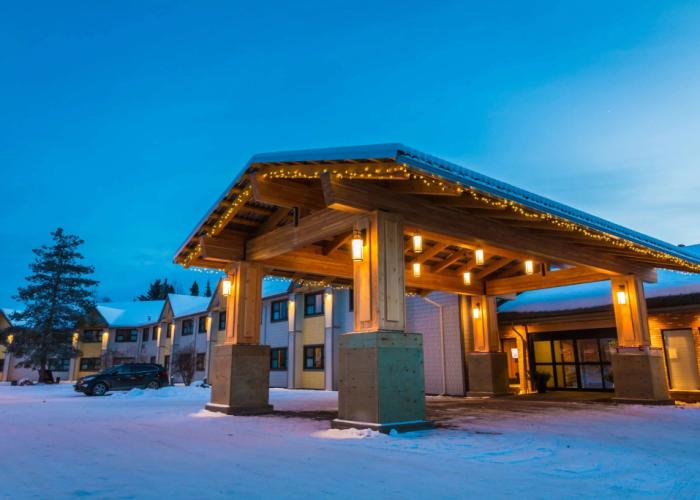 Prestige Hudson Bay Lodge & Conference Centre, WorldHotels Crafted Collection