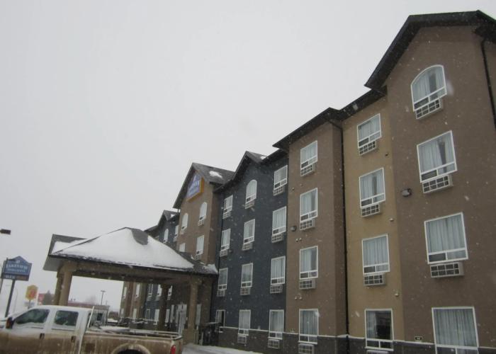 Lakeview Inns & Suites - Fort Nelson