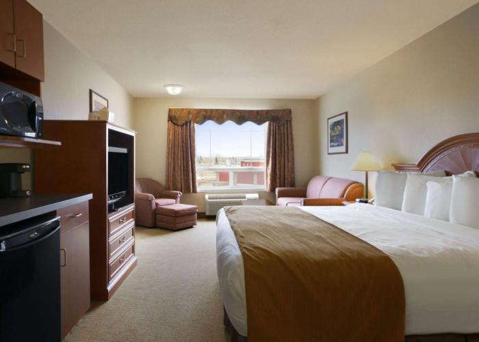 Super 8 by Wyndham Fort Nelson BC